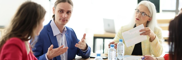 Czym właściwie są szkolenia i jak mogą rozwinąć nasze umiejętności?